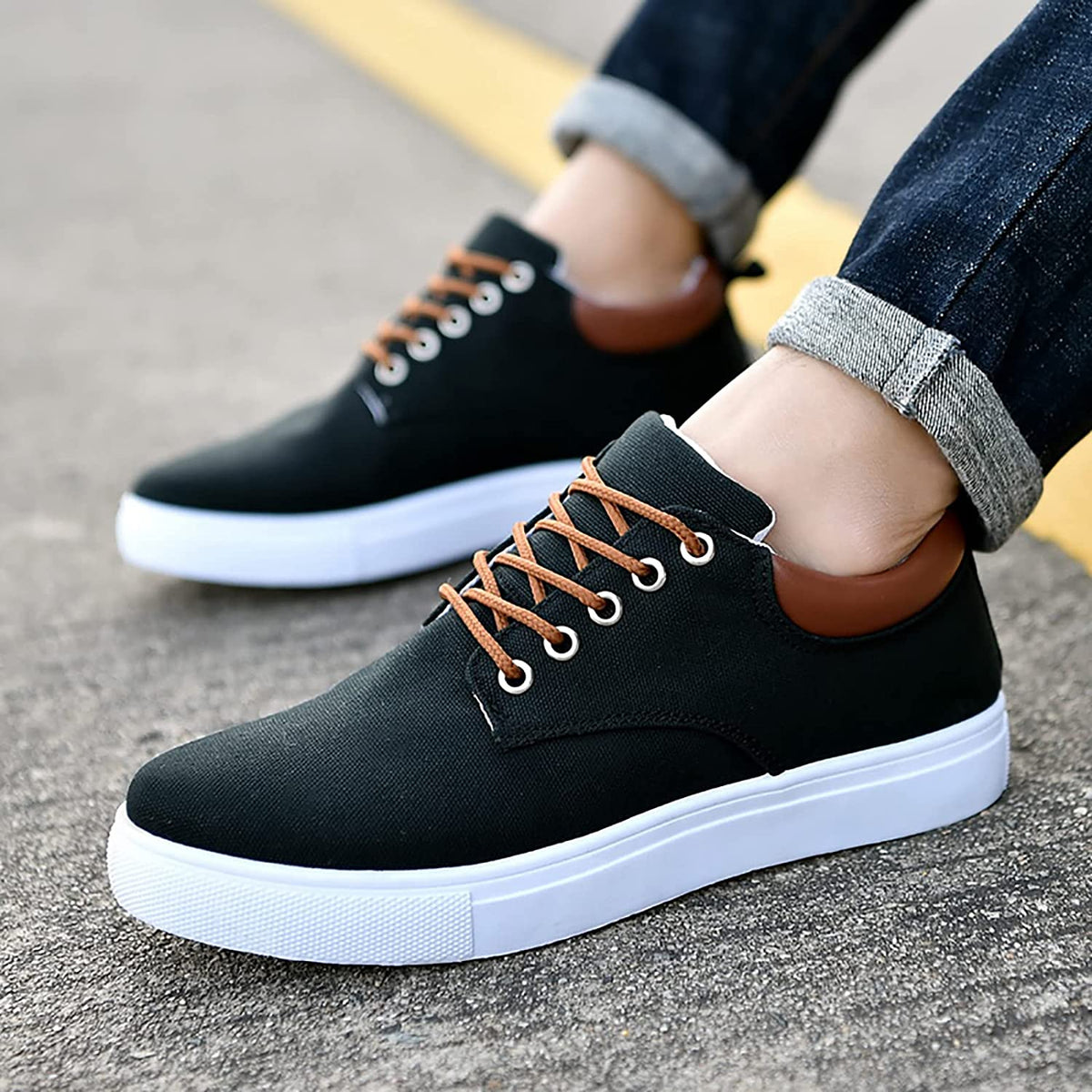 Sneakers homme en toile, semelle blanche épaisse