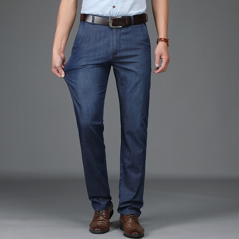 JEAN EN DENIM À COUPE CLASSIQUE POUR HOMME